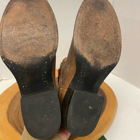 Free Bird CABLO Southwest Tapestry Blanket Booties - Picture 11 of 11